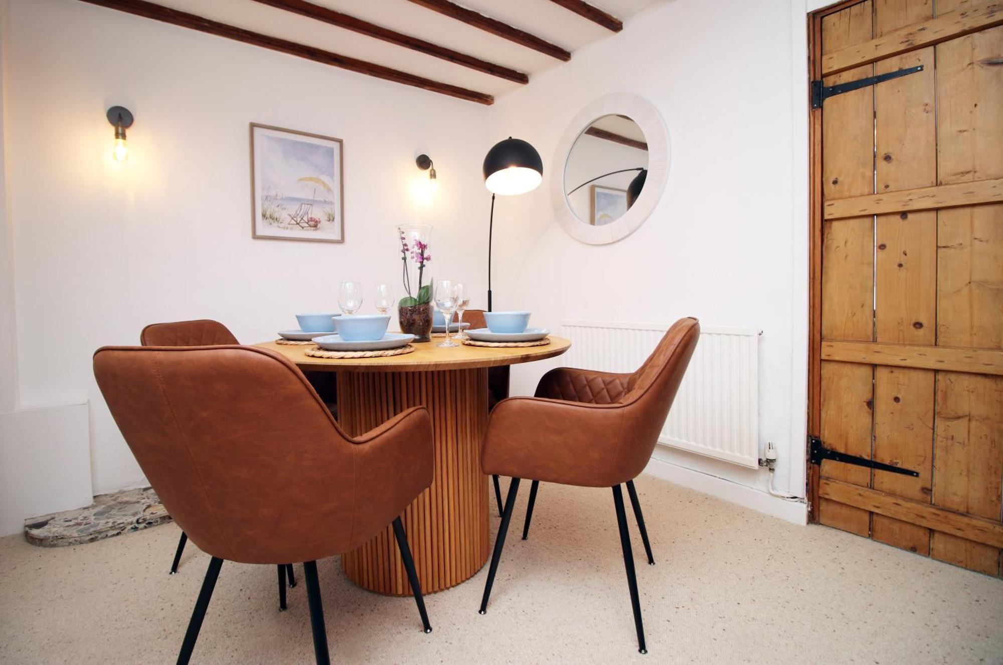 Little Gem In The Mumbles! Fishermans Cottage With Log Burner, Dog Friendly And Welcome Breakfast Hamper! エクステリア 写真