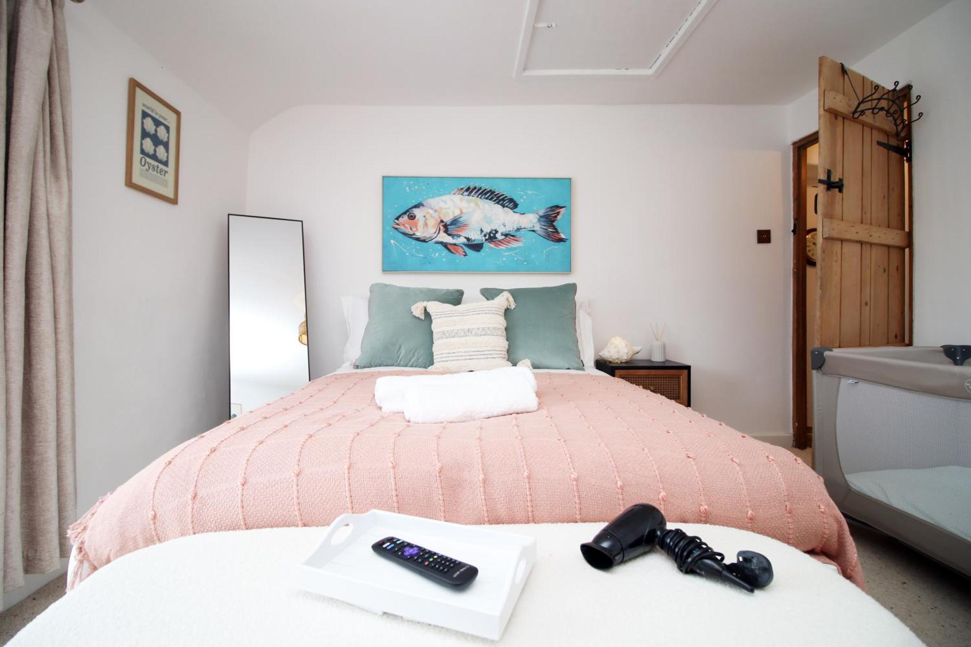 Little Gem In The Mumbles! Fishermans Cottage With Log Burner, Dog Friendly And Welcome Breakfast Hamper! エクステリア 写真