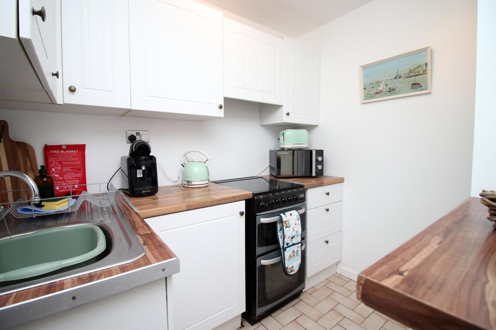 Little Gem In The Mumbles! Fishermans Cottage With Log Burner, Dog Friendly And Welcome Breakfast Hamper! エクステリア 写真